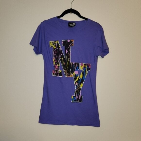 Hot Topic Tops - NYC Short Sleeve Shirt